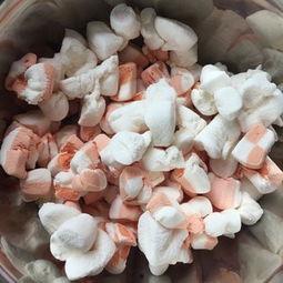 哈密吃哈密瓜图片,探寻新疆哈密的甜蜜诱惑